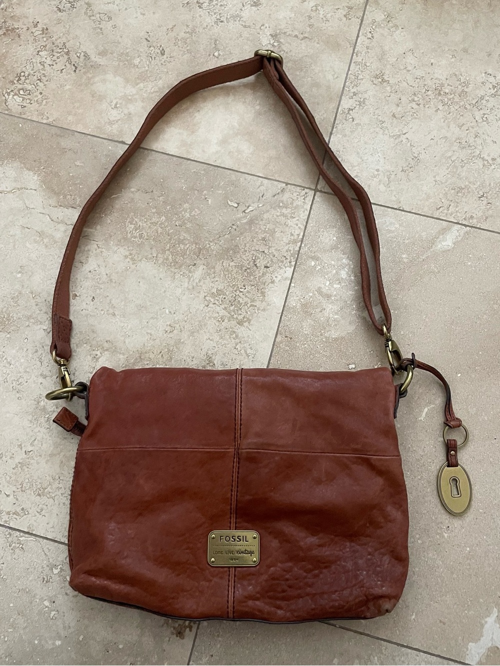 Fossil Explorer Leather Fold-over Crossbody Bag